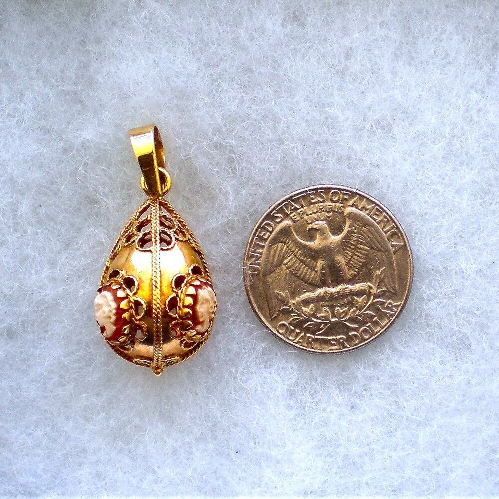 Designer Milor Italy 14K Yellow Gold Carved Shell Lady Face Cameo Egg Pendant - Picture 2 of 4